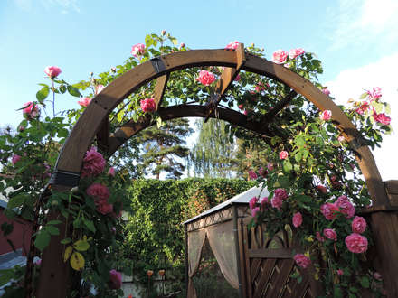 Pleasure Garden: Enter the Pleasure Garden...