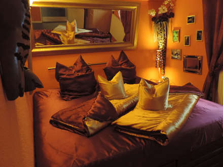 Mirror Chamber: The water bed
