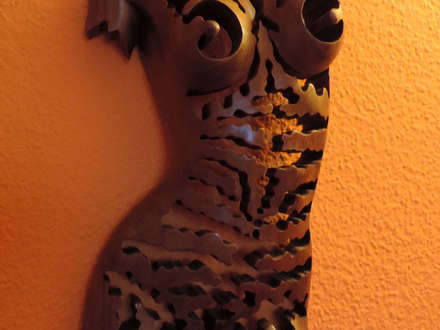 Mirror Chamber: Sensual art and sculptures