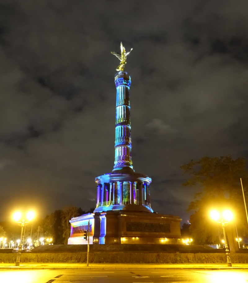✨ Berlin leuchtet – genießen Sie ein paar Tage voller Licht & Liebe!